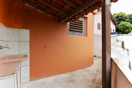 Casa para alugar com 40m², 1 quarto e 1 vagaÁrea de serviço