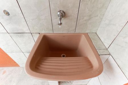 Casa para alugar com 40m², 1 quarto e 1 vagaÁrea de serviço