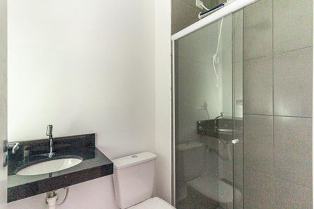 Banheiro de kitnet/studio para alugar com 1 quarto, 42m² em Centro Histórico de São Paulo, São Paulo