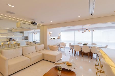 Apartamento à venda com 92m², 2 quartos e 2 vagasSala