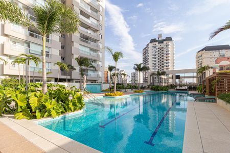 Apartamento à venda com 92m², 2 quartos e 2 vagasÁrea comum - Piscina