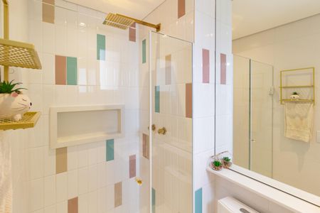 Apartamento à venda com 92m², 2 quartos e 2 vagasBanheiro da suíte 2