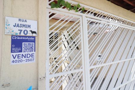 Casa à venda com 180m², 2 quartos e 5 vagasFachada