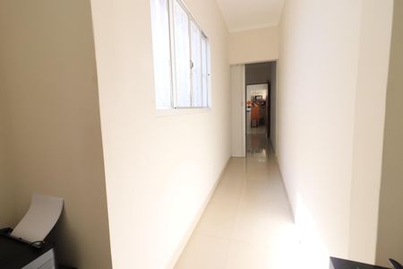 Casa à venda com 180m², 2 quartos e 5 vagasCorredor