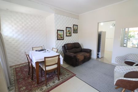 Sala de casa à venda com 2 quartos, 180m² em Jardim das Flores, Osasco