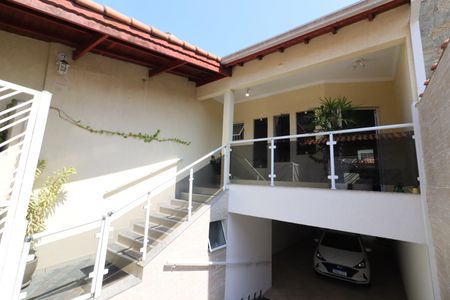 Casa à venda com 180m², 2 quartos e 5 vagasFachada