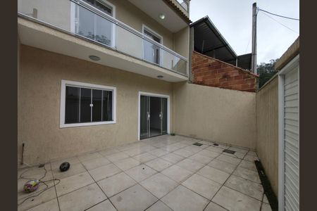 Casa de condomínio para alugar com 230m², 3 quartos e 2 vagas