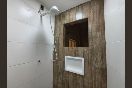 Casa de condomínio para alugar com 230m², 3 quartos e 2 vagas