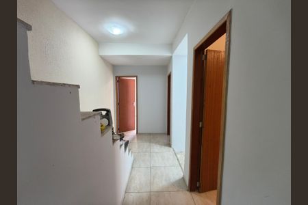 Casa de condomínio para alugar com 230m², 3 quartos e 2 vagas