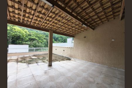 Casa de condomínio para alugar com 230m², 3 quartos e 2 vagas