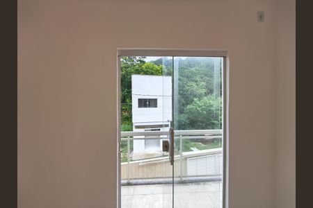 Casa de condomínio para alugar com 230m², 3 quartos e 2 vagas