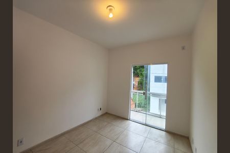 Casa de condomínio para alugar com 230m², 3 quartos e 2 vagas