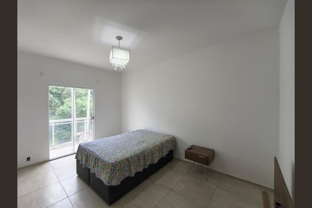 Casa de condomínio para alugar com 230m², 3 quartos e 2 vagas