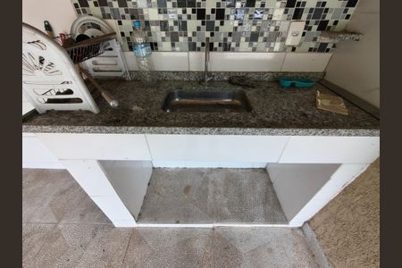 Casa de condomínio para alugar com 230m², 3 quartos e 2 vagas