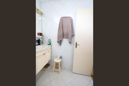 Casa à venda com 144m², 3 quartos e 2 vagas