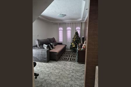 Casa à venda com 4 quartos, 183m² em Jardim Marek, Santo André