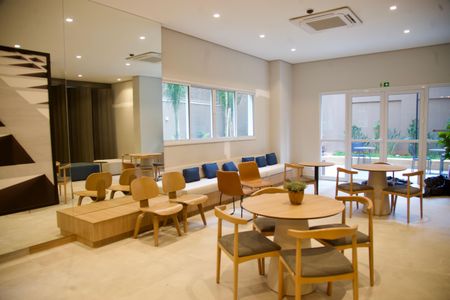 Apartamento à venda com 30m², 1 quarto e sem vaga Apartamento à venda com 30m², 1 quarto e sem vagaÁrea comum - Salão de festas