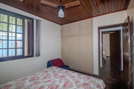 Casa à venda com 300m², 3 quartos e 1 vagaQuarto