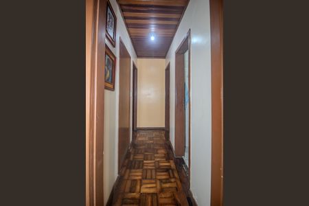 Casa à venda com 300m², 3 quartos e 1 vagaCorredor