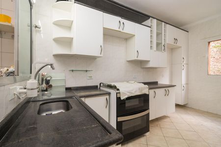 Casa de condomínio para alugar com 64m², 2 quartos e 2 vagas Casa de condomínio para alugar com 64m², 2 quartos e 2 vagasCozinha