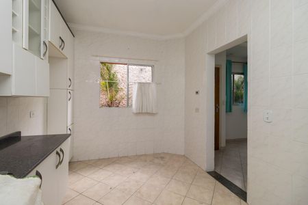 Casa de condomínio para alugar com 64m², 2 quartos e 2 vagas Casa de condomínio para alugar com 64m², 2 quartos e 2 vagasCozinha