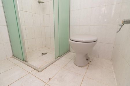 Casa de condomínio para alugar com 64m², 2 quartos e 2 vagas Casa de condomínio para alugar com 64m², 2 quartos e 2 vagasBanheiro