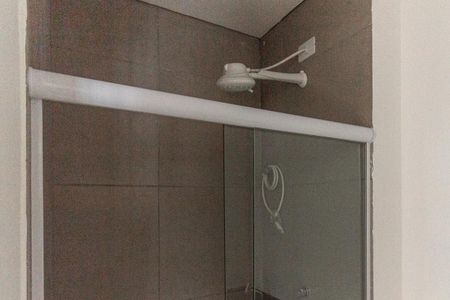 Banheiro de kitnet/studio para alugar com 1 quarto, 41m² em Centro Histórico de São Paulo, São Paulo