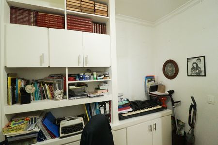 Apartamento à venda com 170m², 3 quartos e 2 vagasQuarto 2