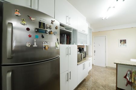 Apartamento à venda com 170m², 3 quartos e 2 vagasCozinha