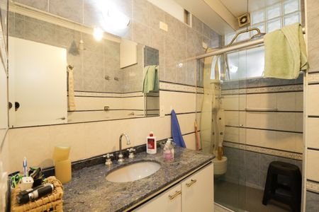 Apartamento à venda com 170m², 3 quartos e 2 vagasBanheiro Social