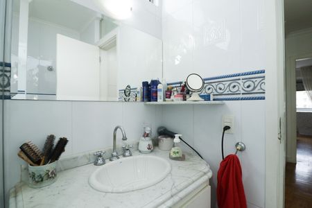 Apartamento à venda com 170m², 3 quartos e 2 vagasBanheiro da Suíte