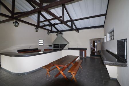 Apartamento à venda com 170m², 3 quartos e 2 vagasChurrasqueira