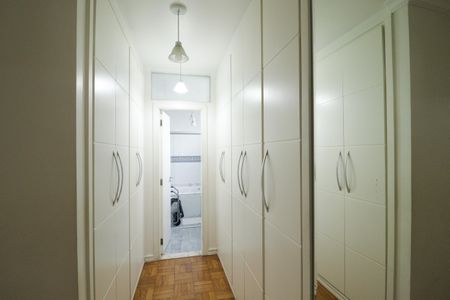 Apartamento à venda com 170m², 3 quartos e 2 vagasSuíte