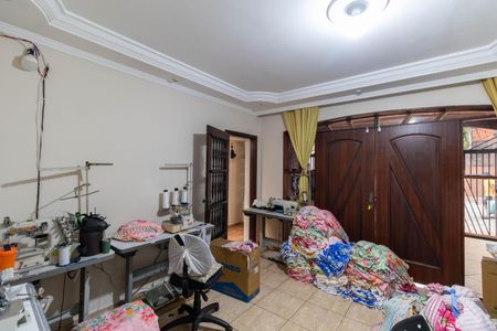 Casa à venda com 960m², 8 quartos e 2 vagas Casa à venda com 960m², 8 quartos e 2 vagasCasa 1 - Sala