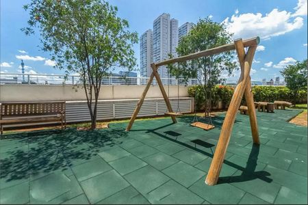 Apartamento à venda com 83m², 2 quartos e 2 vagasÁrea comum - Playground