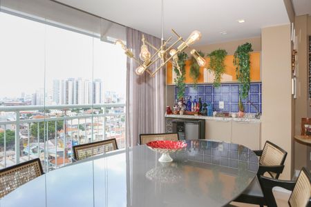 Apartamento à venda com 83m², 2 quartos e 2 vagasSala