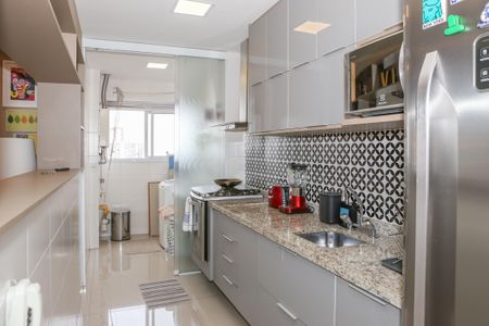Apartamento à venda com 83m², 2 quartos e 2 vagasCozinha e Área de Serviço