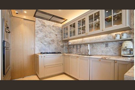 Apartamento à venda com 3 quartos, 198m² em Paraíso, São Paulo