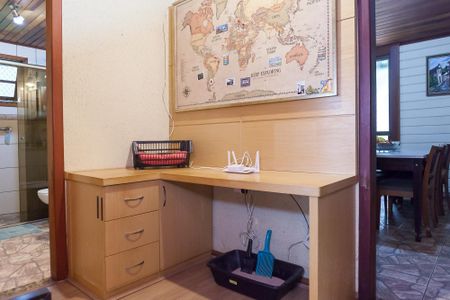 Casa de condomínio à venda com 265m², 3 quartos e 4 vagasEscritório