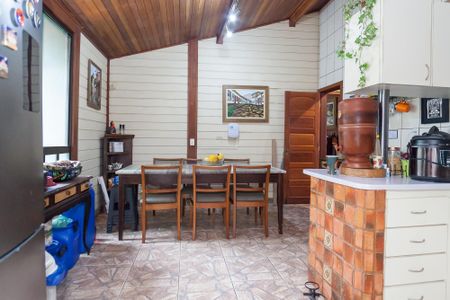 Casa de condomínio à venda com 265m², 3 quartos e 4 vagasCozinha