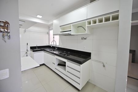 Apartamento para alugar com 44m², 2 quartos e 1 vaga