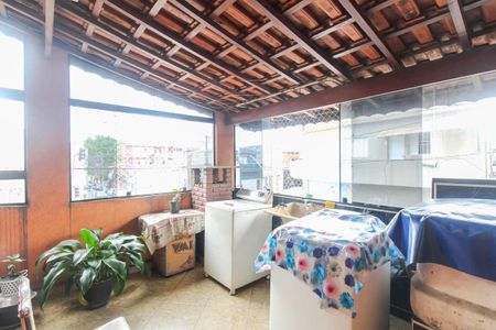 Casa à venda com 113m², 2 quartos e 1 vagaÁrea de Serviço