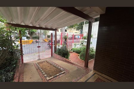 Casa para alugar com 50m², 2 quartos e 2 vagas Casa para alugar com 50m², 2 quartos e 2 vagasGaragem
