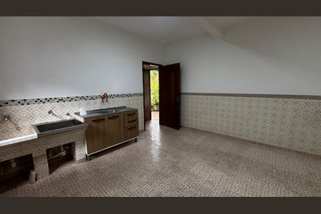 Casa para alugar com 50m², 2 quartos e 2 vagas Casa para alugar com 50m², 2 quartos e 2 vagasCozinha - Area de Serviço