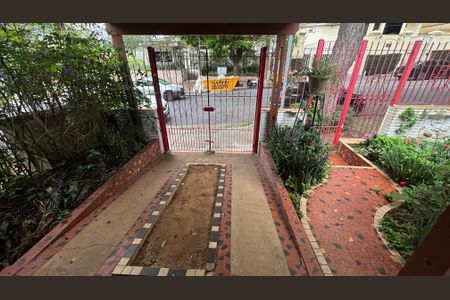 Casa para alugar com 50m², 2 quartos e 2 vagas