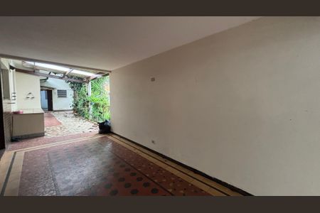 Casa para alugar com 50m², 2 quartos e 2 vagas Casa para alugar com 50m², 2 quartos e 2 vagasGaragem