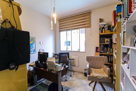 Apartamento à venda com 77m², 2 quartos e 1 vagaQuarto 2 