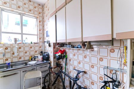 Apartamento à venda com 77m², 2 quartos e 1 vagaCozinha