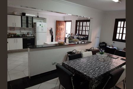 Casa à venda com 3 quartos, 191m² em Vila Santana, São Paulo
