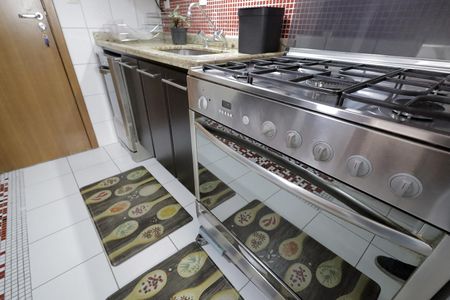 Apartamento à venda com 100m², 3 quartos e 3 vagasCozinha